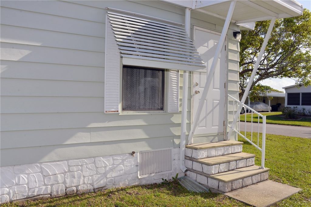 642 Periwinkle Circle, Sebastian, FL 32976 Photo