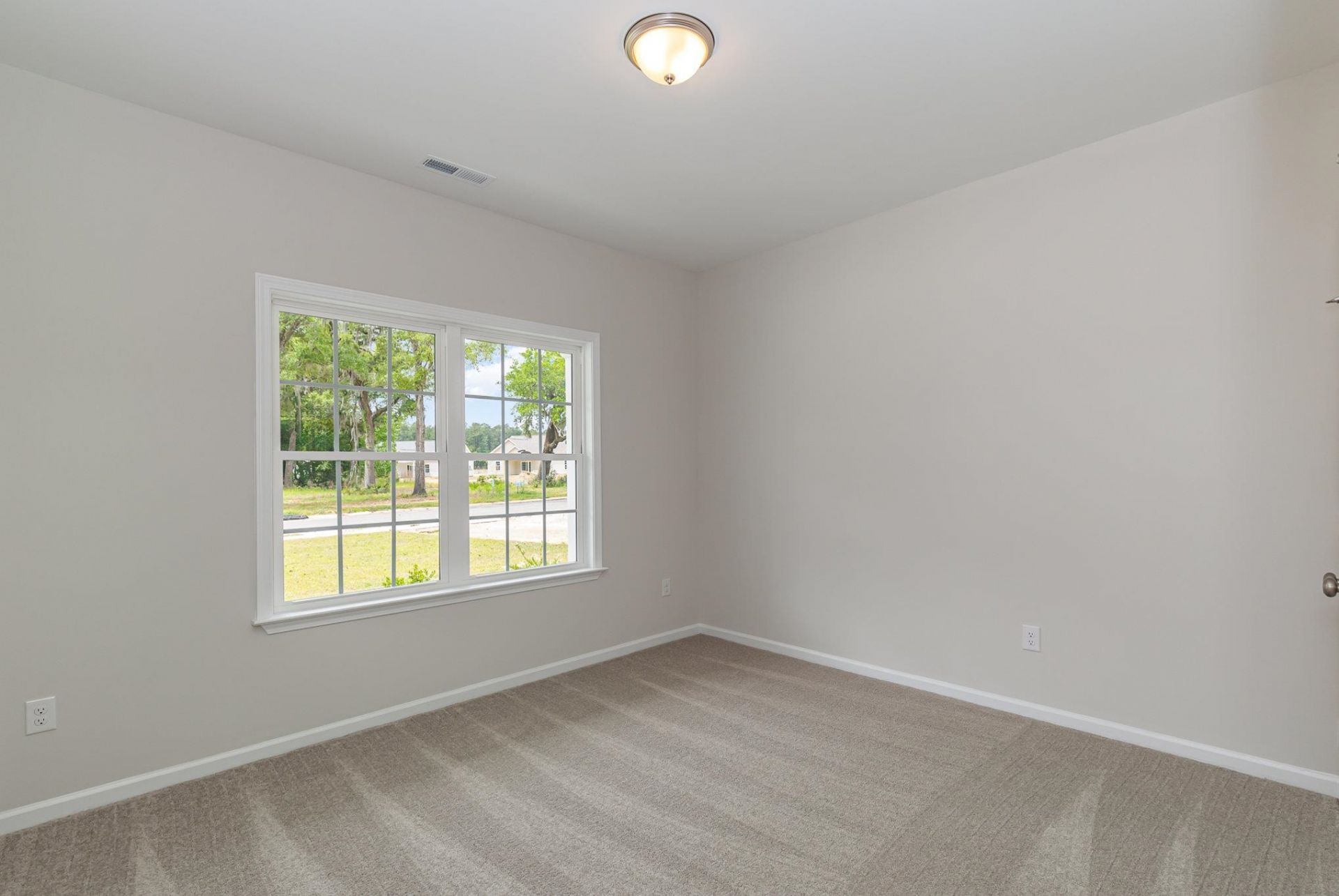924 Woodside Dr. Photo 15
