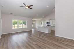 924 Woodside Dr. photo 4