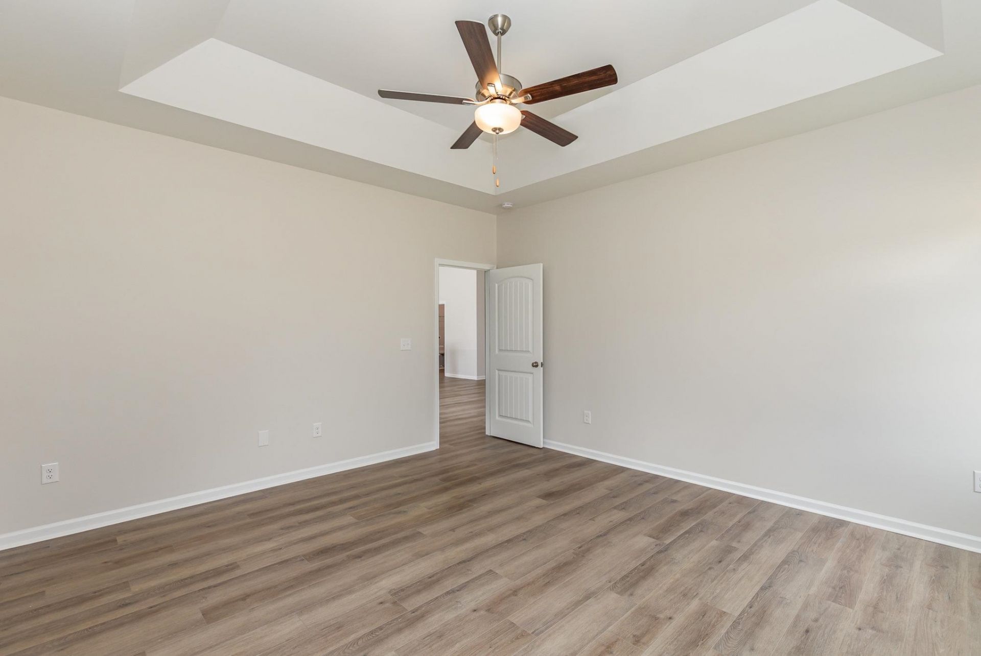 924 Woodside Dr. Photo 9
