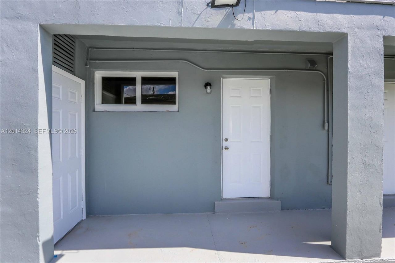 1430 NW 2nd Ave , Florida City, FL 33034 Photo