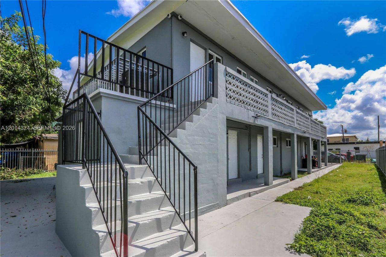 1430 NW 2nd Ave , Florida City, FL 33034 Photo