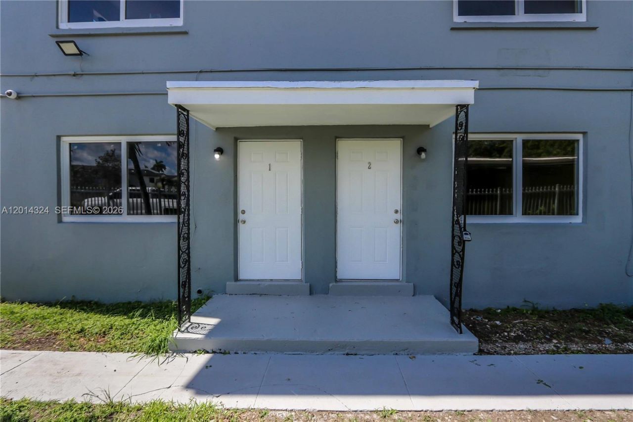 1430 NW 2nd Ave , Florida City, FL 33034 Photo