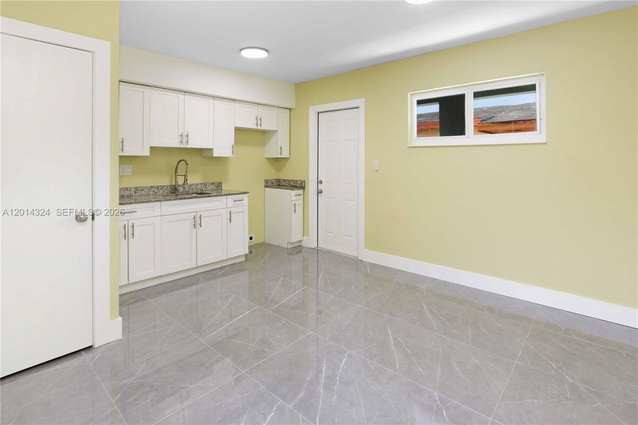 1430 NW 2nd Ave , Florida City, FL 33034 Photo