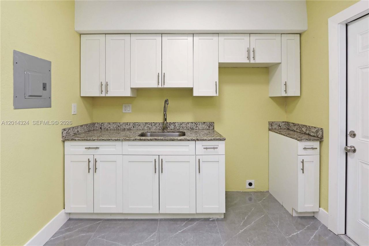 1430 NW 2nd Ave , Florida City, FL 33034 Photo