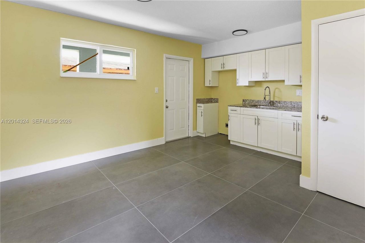 1430 NW 2nd Ave , Florida City, FL 33034 Photo