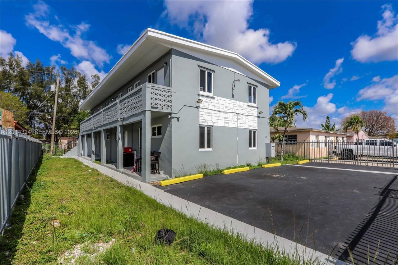 1430 NW 2nd Ave , Florida City, FL 33034 Photo