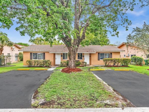 3691 NW 78th Ln , Coral Springs, FL 33065