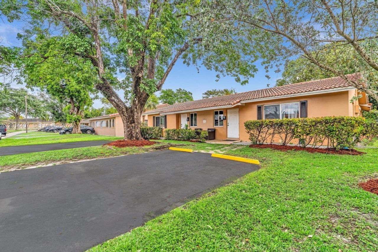 3691 NW 78th Ln , Coral Springs, FL 33065 Photo