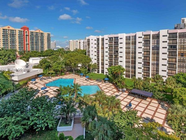 17021 N Bay Rd , Unit 322, Sunny Isles Beach, FL 33160