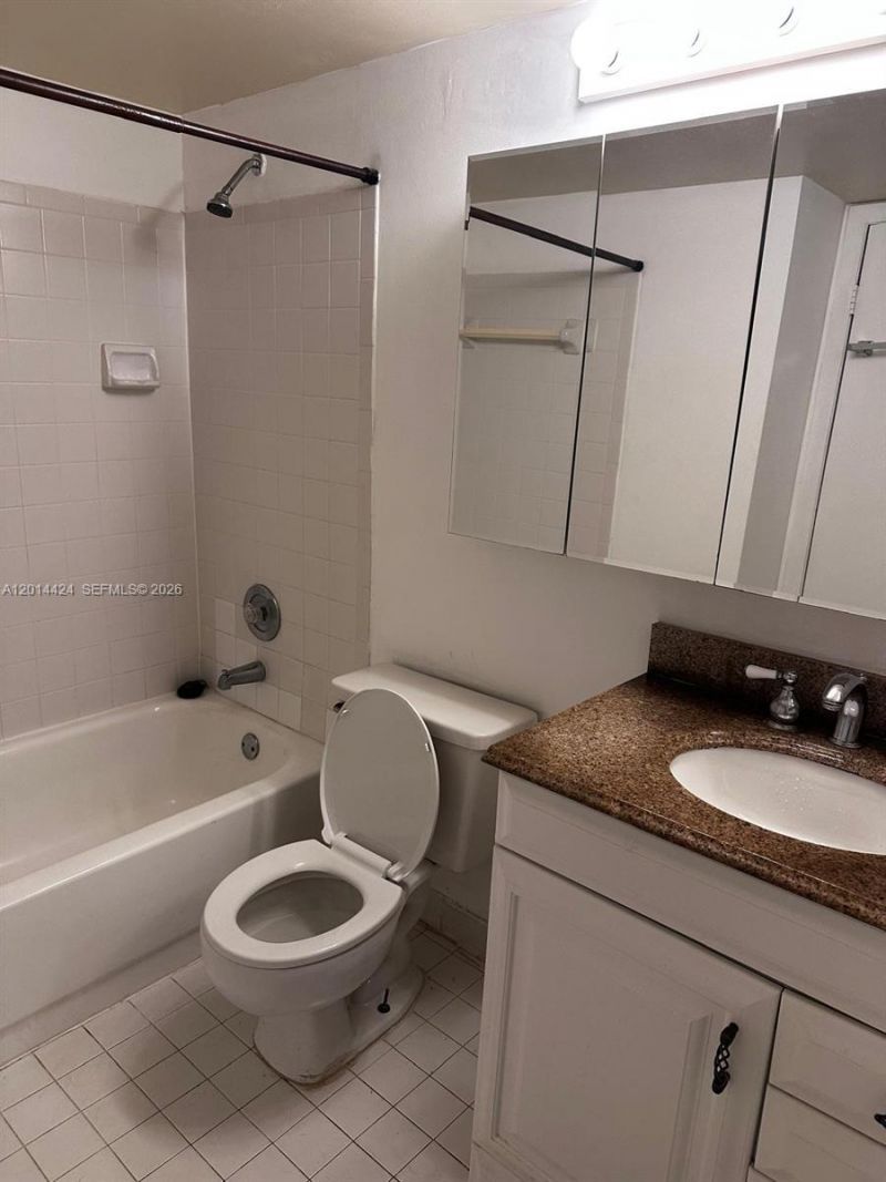 979 Coral Club Dr, Unit 979, Coral Springs, FL 33071 Photo