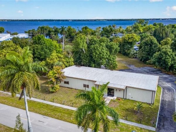 3145 Royalston AVE , FORT MYERS, FL 33916
