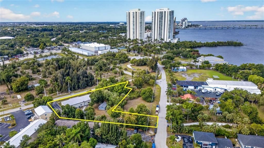 3145 Royalston Ave , Fort Myers, FL 33916 Photo