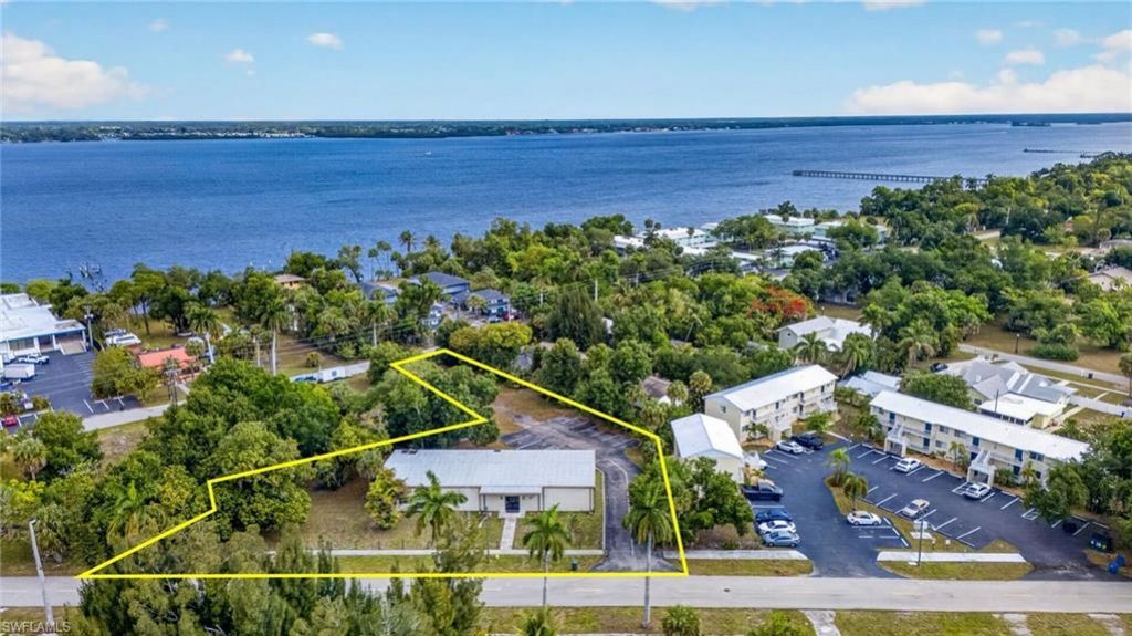 3145 Royalston Ave , Fort Myers, FL 33916 Photo