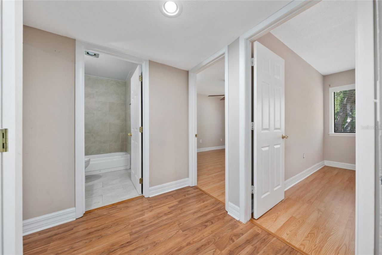 5973 Windhover Drive , Unit E06, Orlando, FL 32819 Photo