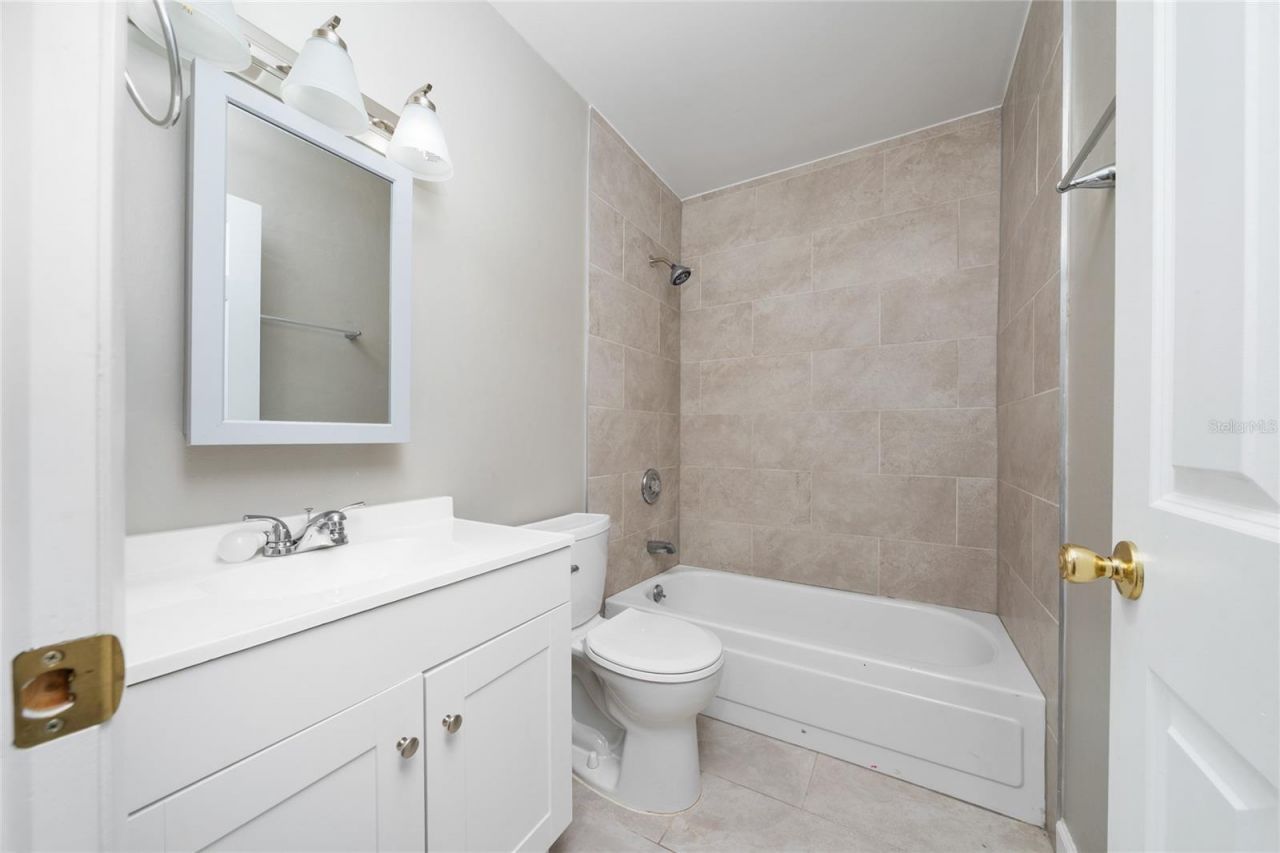 5973 Windhover Drive , Unit E06, Orlando, FL 32819 Photo