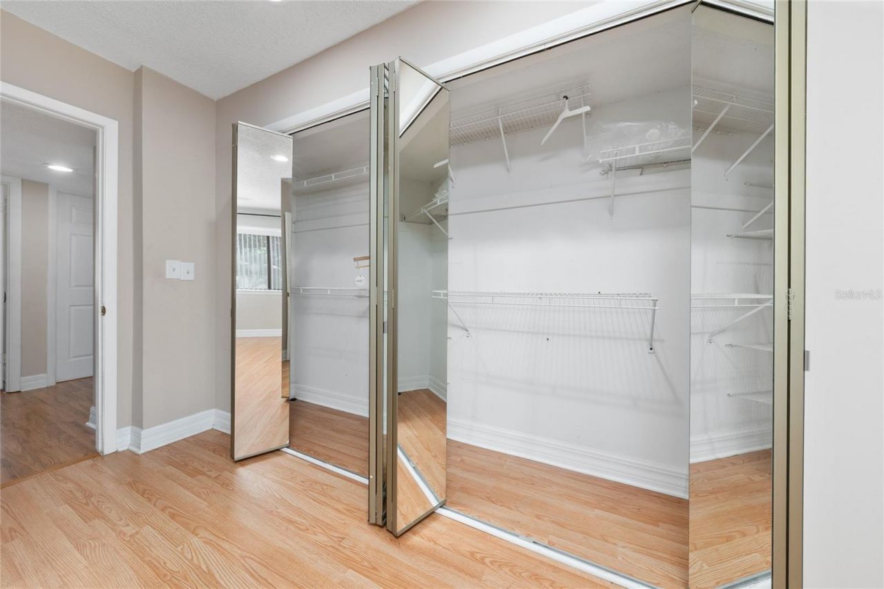 5973 Windhover Drive , Unit E06, Orlando, FL 32819 Photo