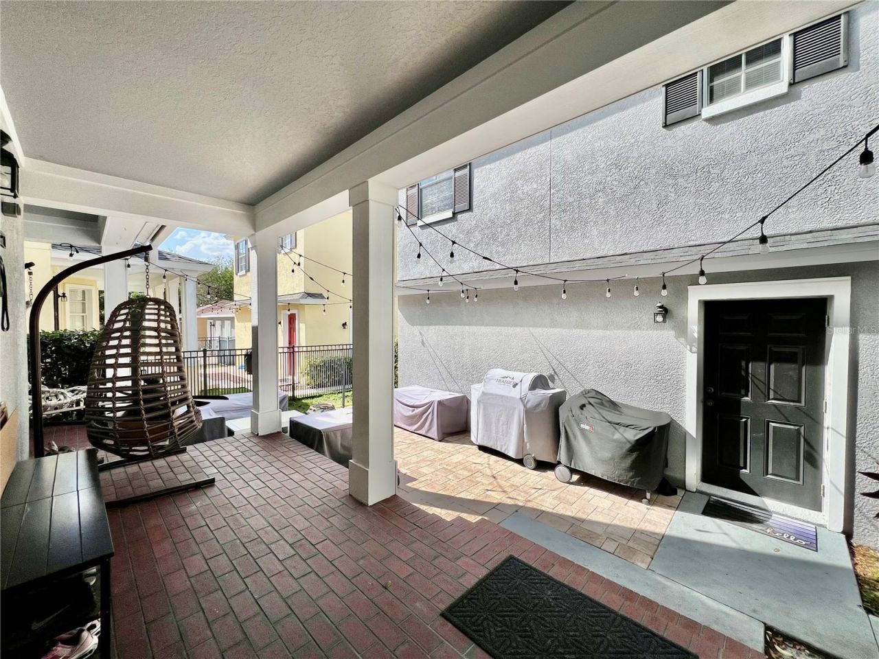 16112 Loneoak View Drive, Lithia, FL 33547 Photo