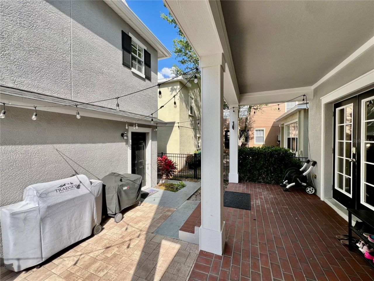 16112 Loneoak View Drive, Lithia, FL 33547 Photo