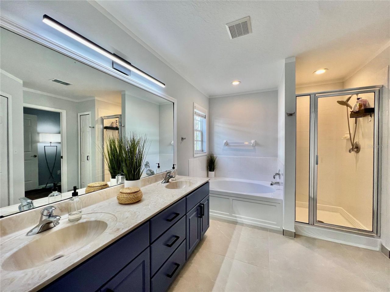 16112 Loneoak View Drive, Lithia, FL 33547 Photo