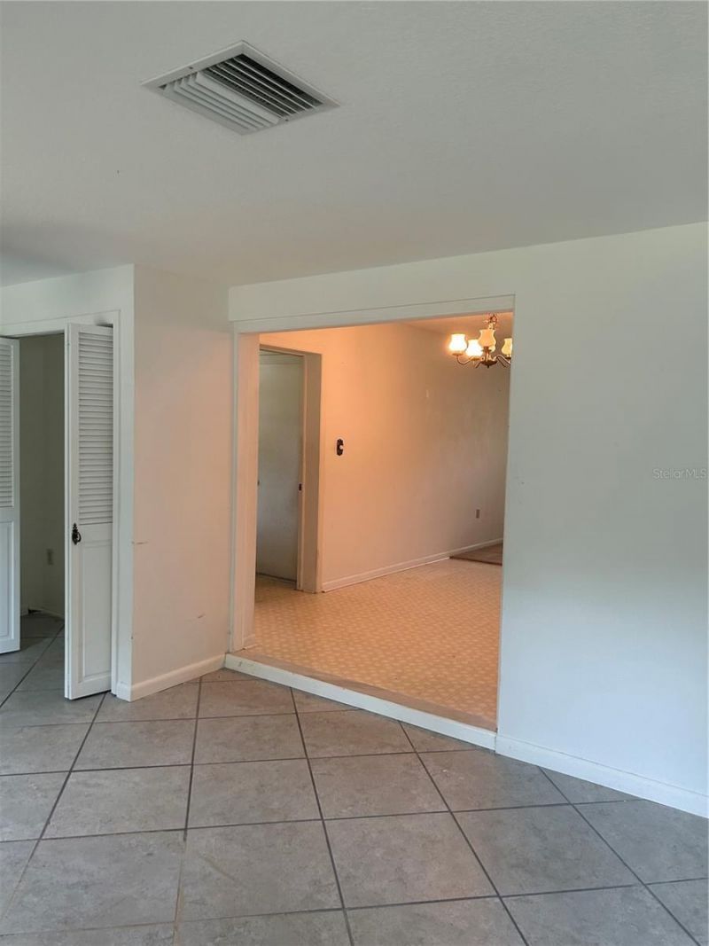 23 Lonesome Pine Trail, Yalaha, FL 34797 Photo