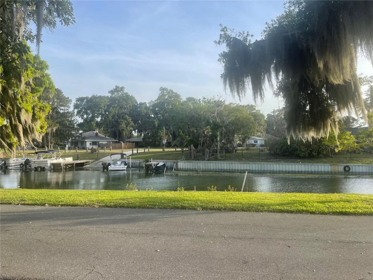 23 Lonesome Pine Trail, Yalaha, FL 34797 Photo