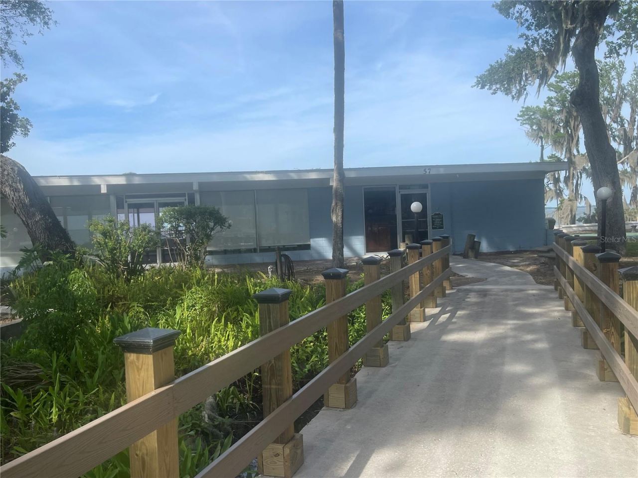 23 Lonesome Pine Trail, Yalaha, FL 34797 Photo