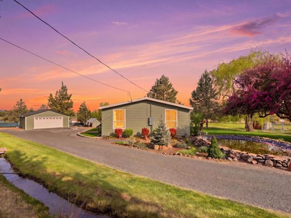 64992 Valeview Drive, Bend, OR 97703
