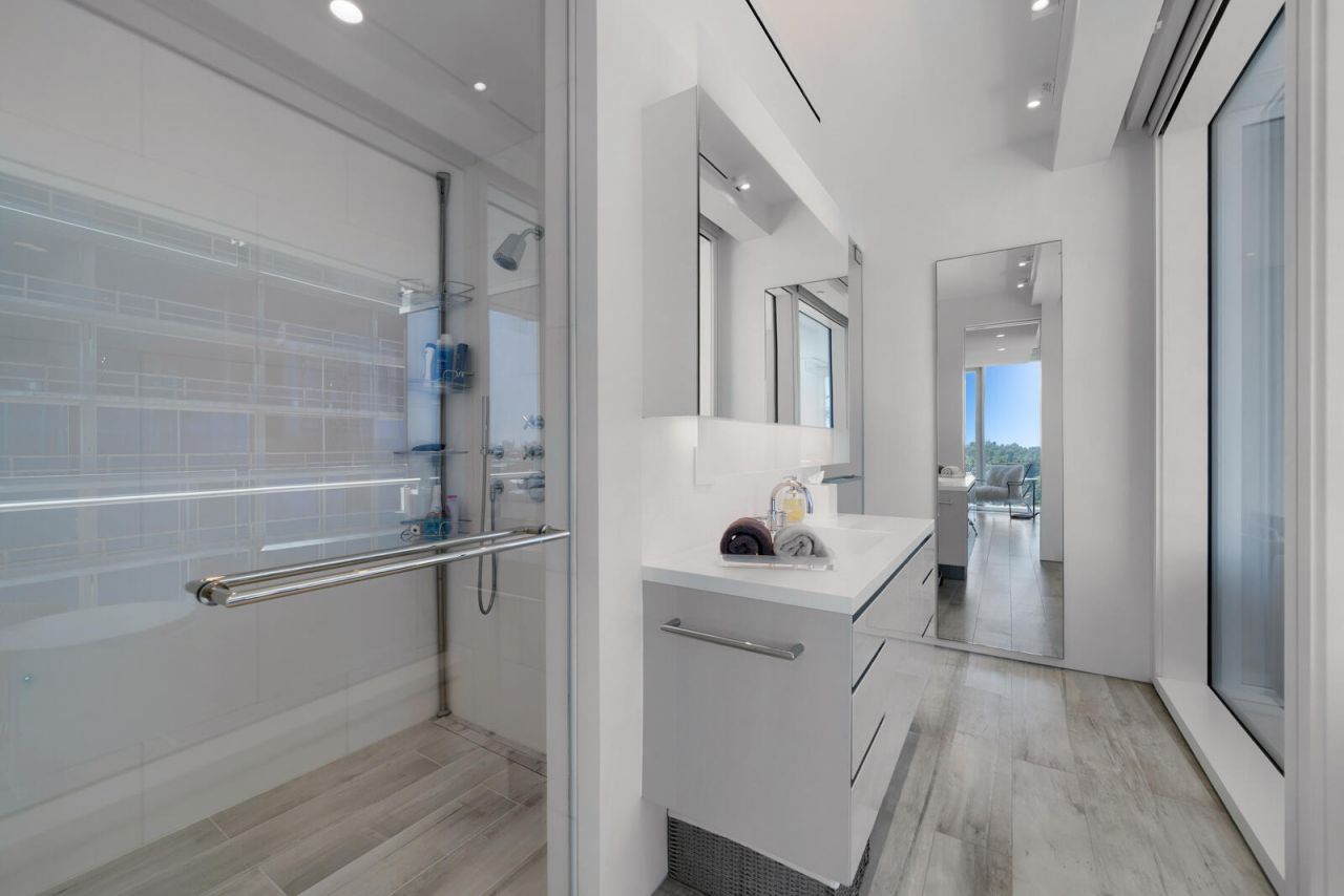9001 Collins Avenue, Unit S-701, Surfside, FL 33154 Photo