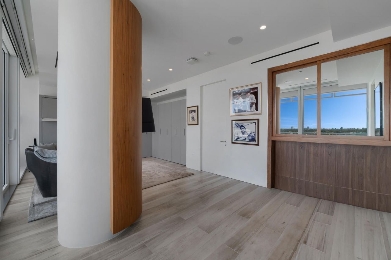 9001 Collins Avenue, Unit S-701, Surfside, FL 33154 Photo