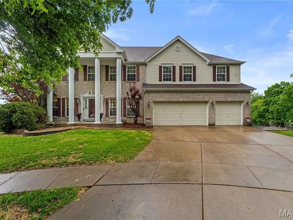 26 Harvestglen Court , St Louis, MO 63141