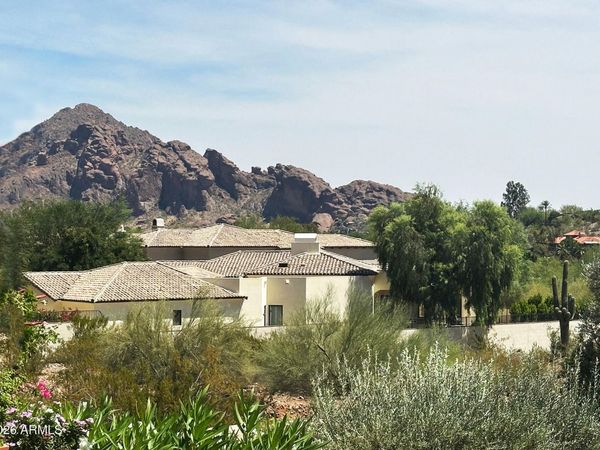3800 E LINCOLN Drive, Unit 45, Phoenix, AZ 85018