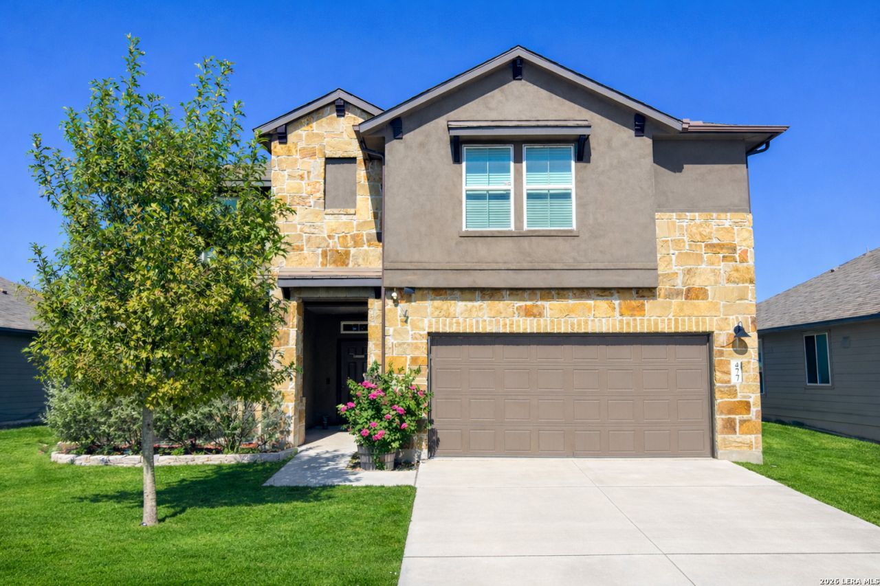 477 Centinela St, New Braunfels, TX 78130 Main Photo