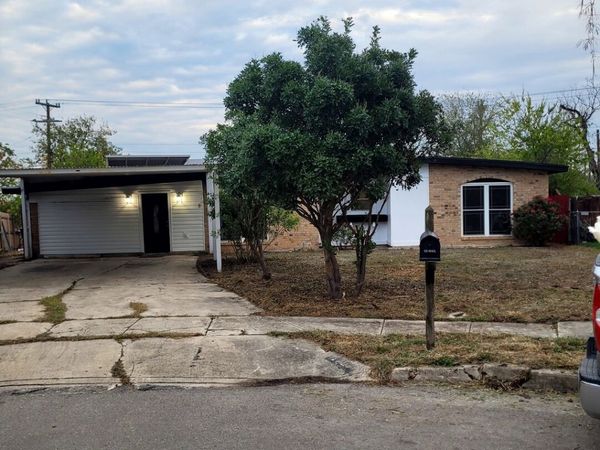 1702 WESTMAR ST, San Antonio, TX 78227