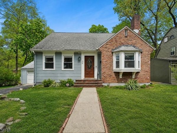 36 Espy Rd, Caldwell, NJ 07006