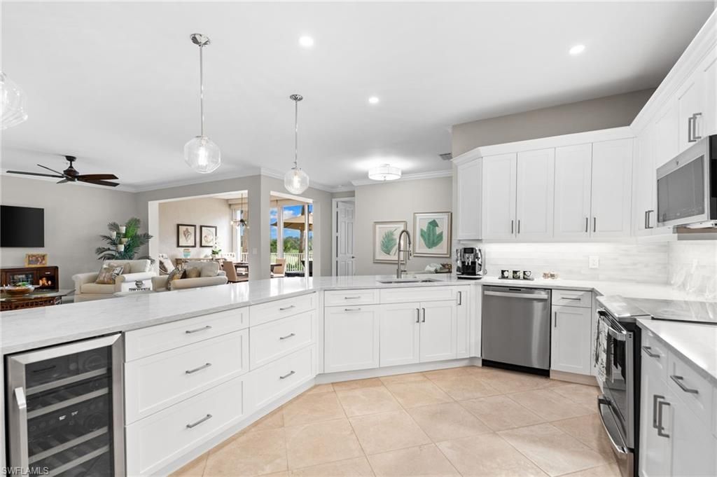 1540 Clermont Dr, Unit 103, Naples, FL 34109 Photo