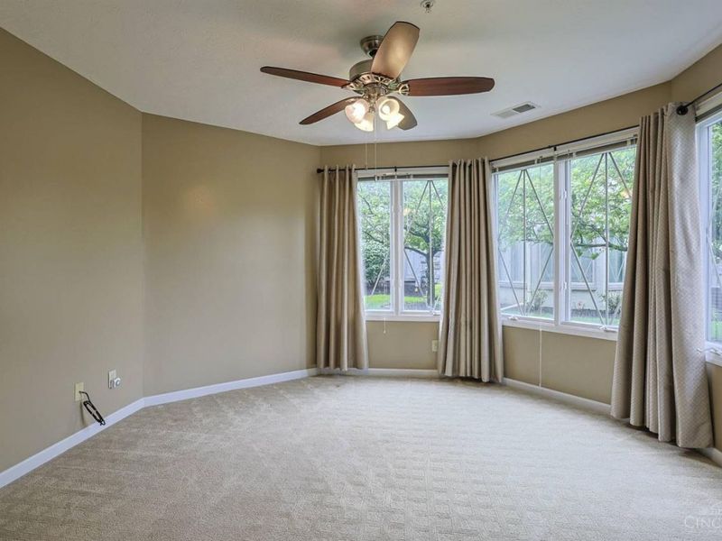 206 Edinburgh Lane, Springdale, OH 45246 Photo 10