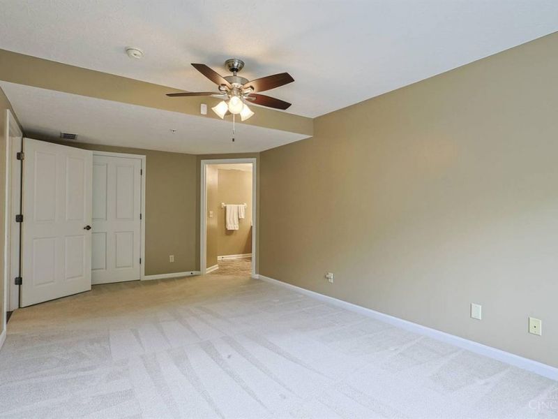 206 Edinburgh Lane, Springdale, OH 45246 Photo 21