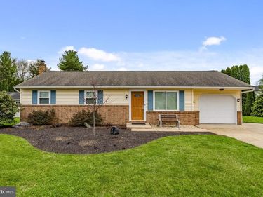 305 PARTRIDGE DRIVE, LITITZ, PA 17543