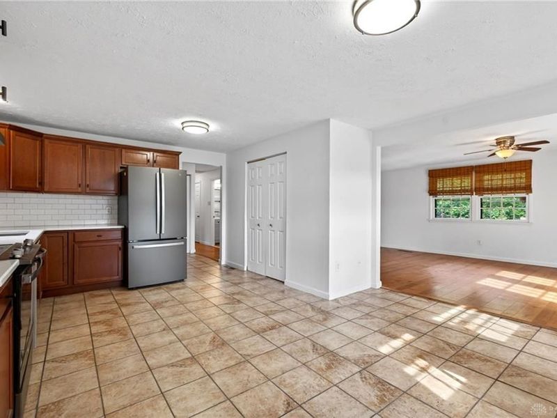 81 Carmel Court, Centerville, OH 45458 Photo 10