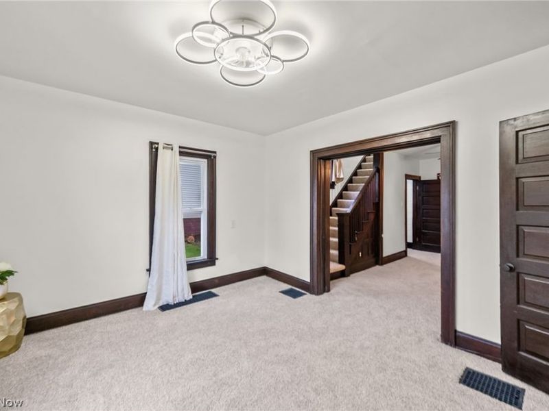244 N Park Avenue, Alliance, OH 44601 Photo 3