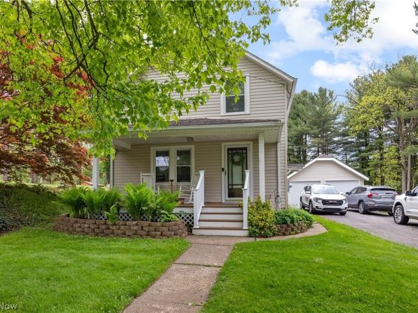 2462 Myersville Road , Uniontown, OH 44685