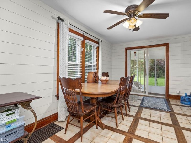 2462 Myersville Road, Uniontown, OH 44685 Photo 10