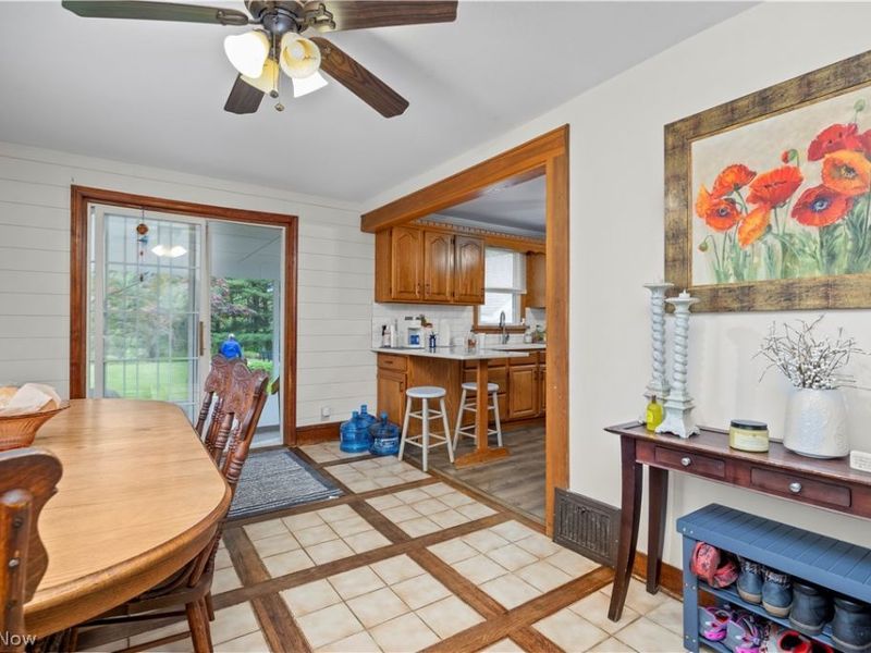 2462 Myersville Road, Uniontown, OH 44685 Photo 11