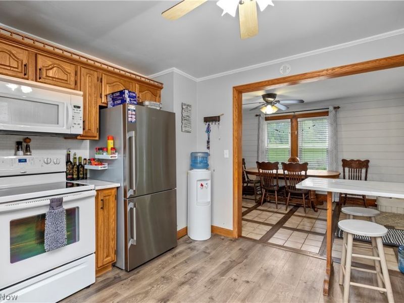 2462 Myersville Road, Uniontown, OH 44685 Photo 16