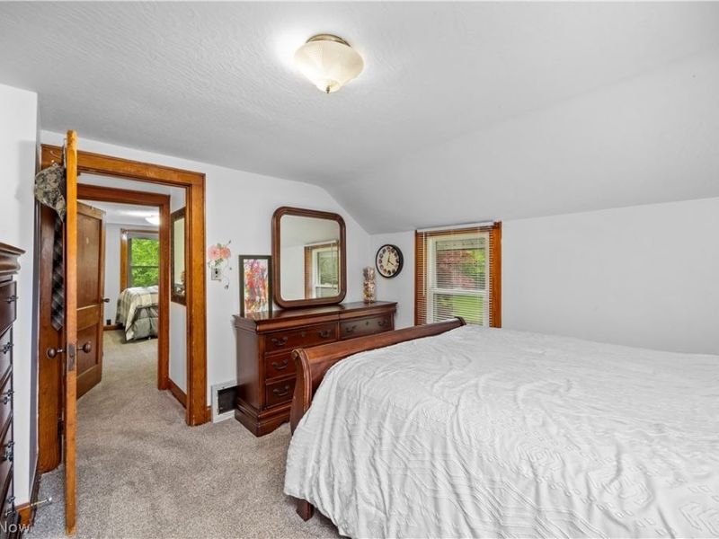 2462 Myersville Road, Uniontown, OH 44685 Photo 22