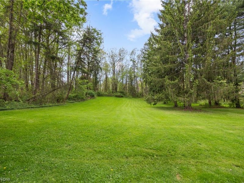 2462 Myersville Road, Uniontown, OH 44685 Photo 32