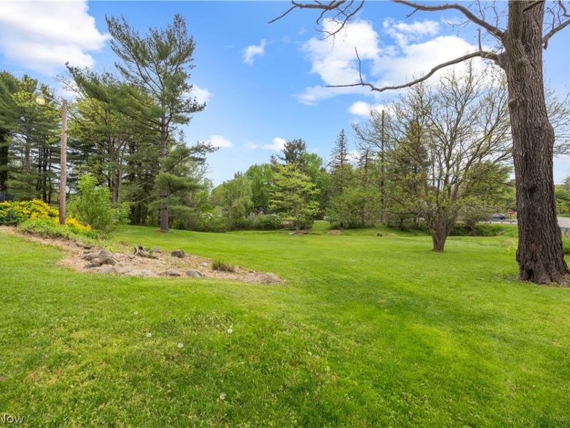 2462 Myersville Road, Uniontown, OH 44685 Photo 34