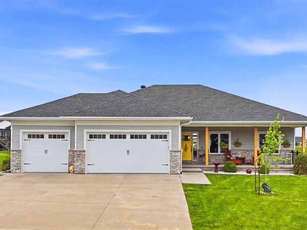 7 Serenity Circle, West Branch, IA 52358
