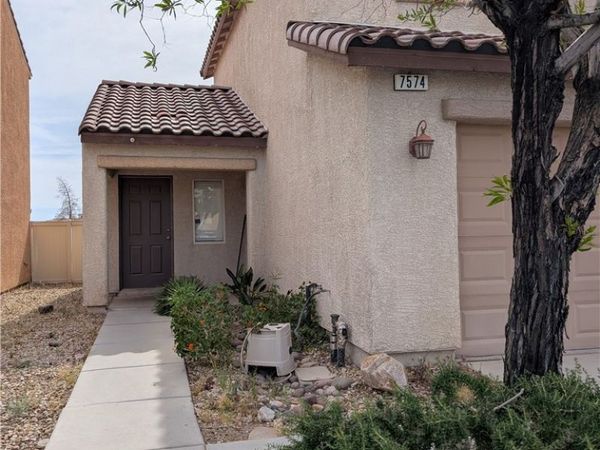 7574 Thistle Poppy Street , Las Vegas, NV 89139